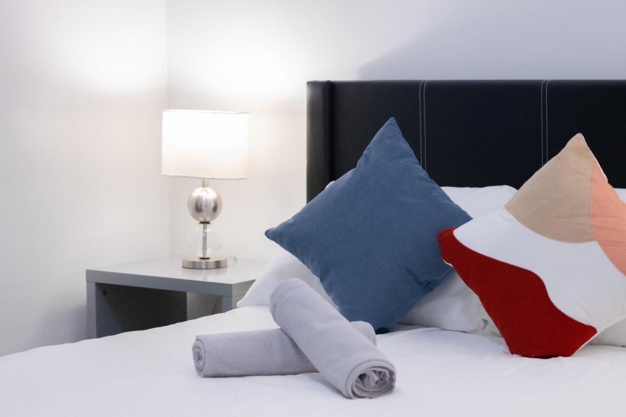 Cozy Private Room-Your Perfect Place In Hamilton Exterior foto